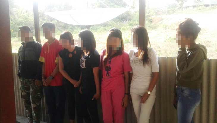 Sejumlah pasangan tidak resmi, serta pelanggaran kependudukan